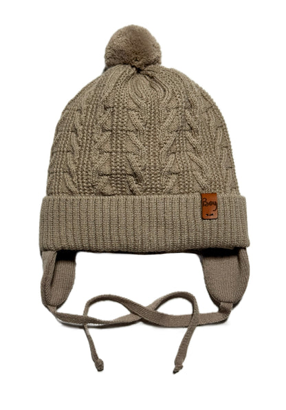 CLASSIC BOY - Mogyoró Kötős Bőrdíszes Fiú Kötött Sapka
