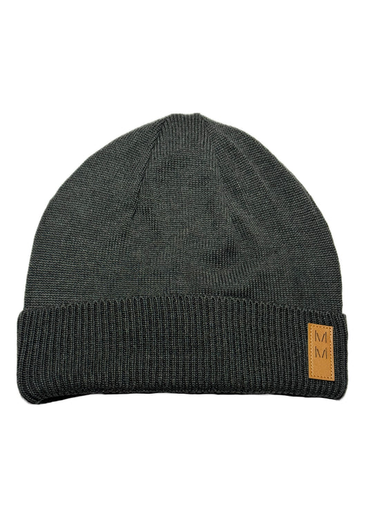 MM - Sötétszürke Bőrdíszes Fiú Kötött Beanie Sapka