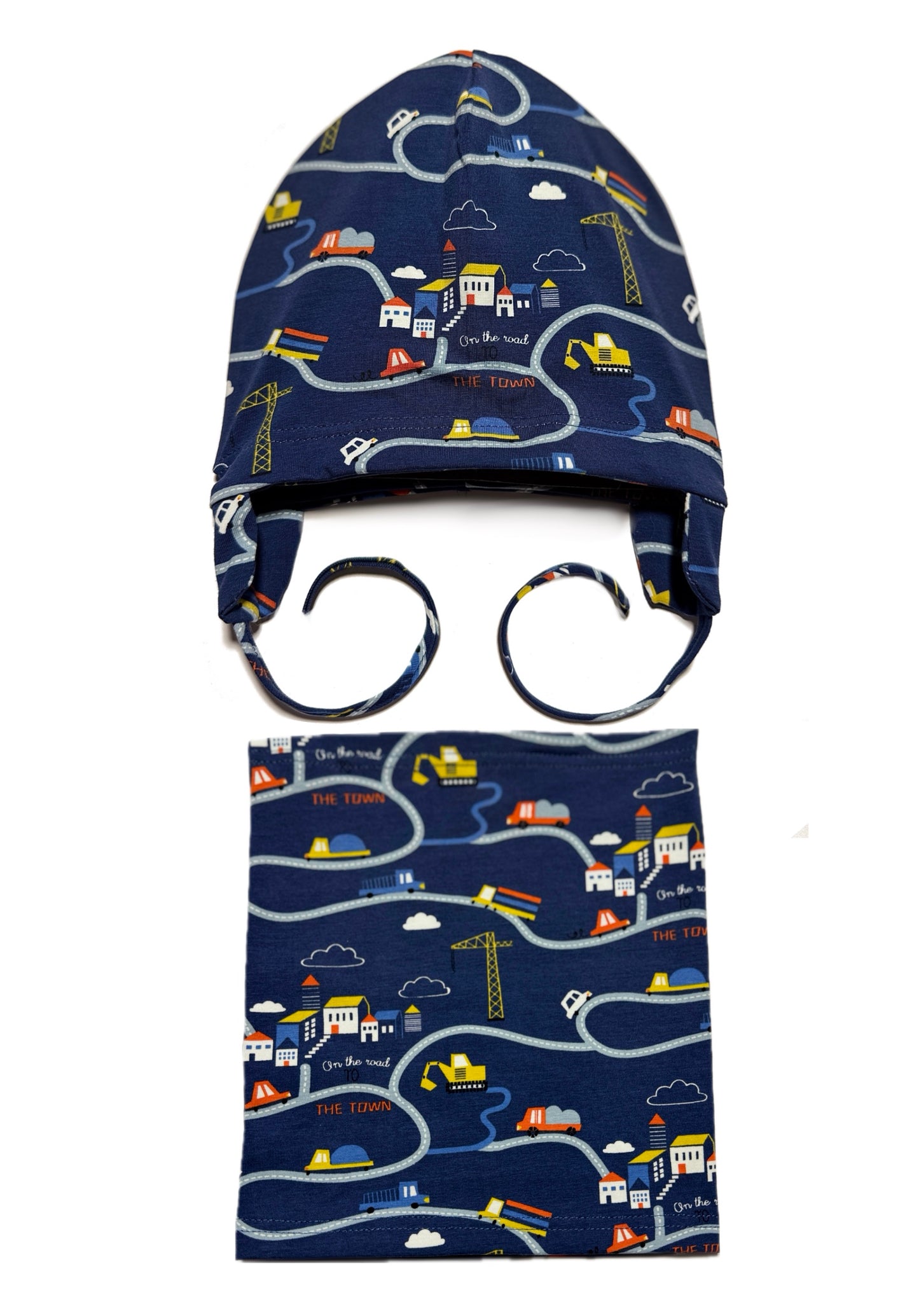 CONSTRUCTION CUTIE BABY SET - Építkezés Mintás Kötős Pamut Fiú Sapka és Csősál Szett