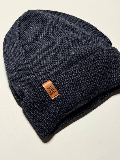 MM - Fekete Bőrdíszes Fiú Kötött Beanie Sapka
